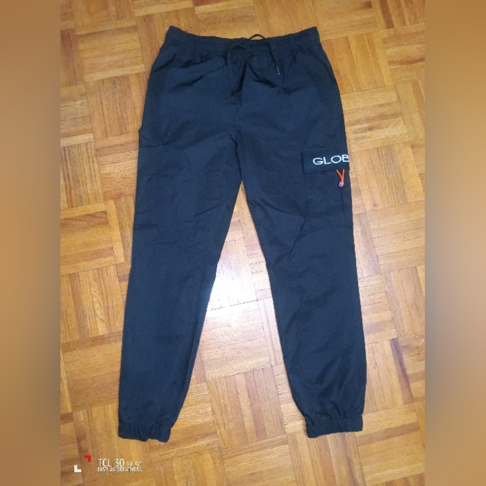 Global black sweat pants
